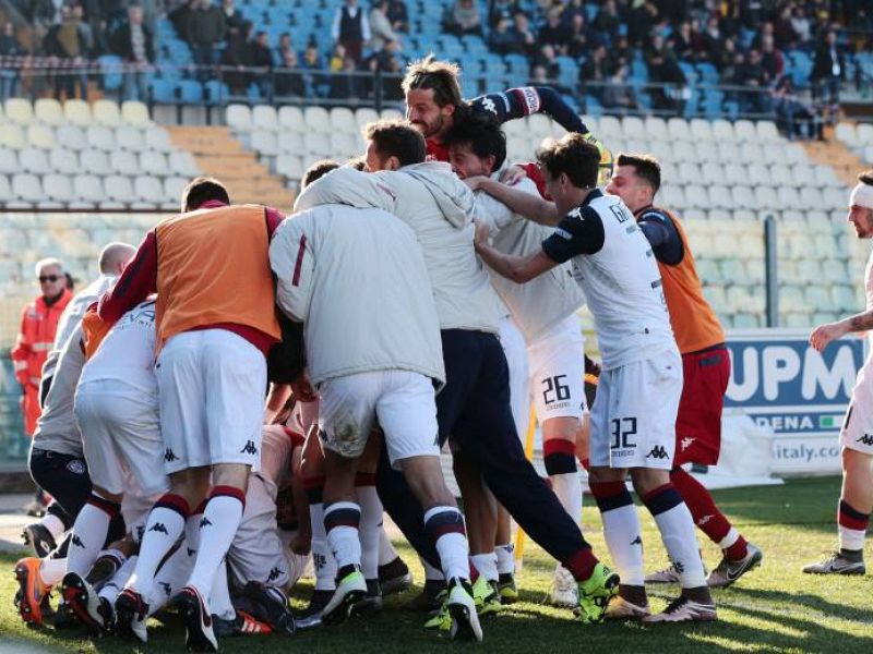 Il Cagliari torna in vetta, foto 1