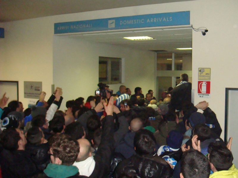 Più di 200 all'aeroporto., foto 2