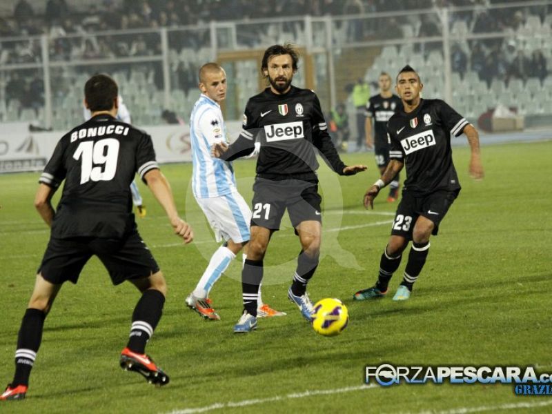 C'è anche Pescara per l'addio al calcio di Pirlo, foto 1