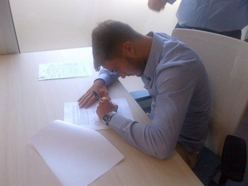 Firma Donnarumma, ma..., foto 1