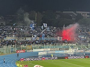 Riaperta la curva ai tifosi pescaresi a Reggio Emilia